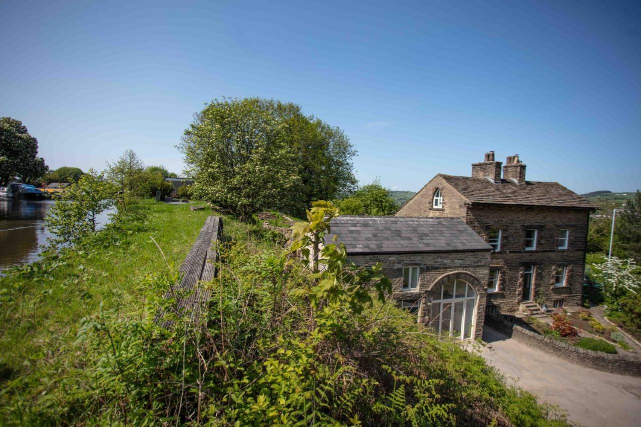 Apartamento Stunning Stone Coach House Marple Exterior foto